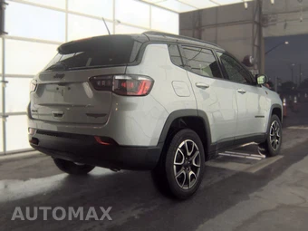 2024 Jeep Compass Trailhawk - miniatura 5