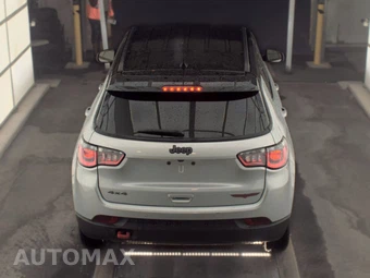 2024 Jeep Compass Trailhawk - miniatura 6