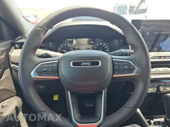 2024 Jeep Compass Trailhawk - miniatura 16