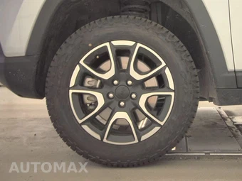 2024 Jeep Compass Trailhawk - miniatura 9
