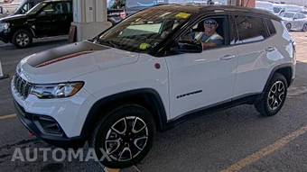 2024 Jeep Compass Trailhawk - car from the USA, Manheim Buy-Now listing at AUTOMAX