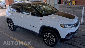 2024 Jeep Compass Trailhawk - miniatura 3