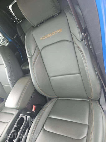 2024 Jeep Gladiator Mojave X Crew Cab Medium Bed - miniatura 3
