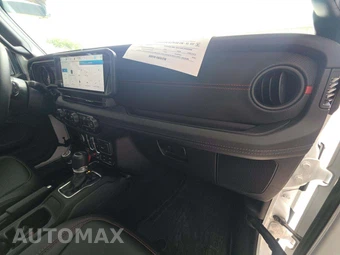 2024 Jeep Gladiator Rubicon Crew Cab Medium Bed - miniatura 16