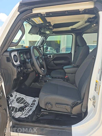 2024 Jeep Gladiator Willys Crew Cab Medium Bed - miniatura 3