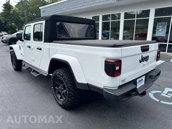 2024 Jeep Gladiator Willys Crew Cab Medium Bed - miniatura 3