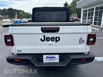 2024 Jeep Gladiator Willys Crew Cab Medium Bed - miniatura 4
