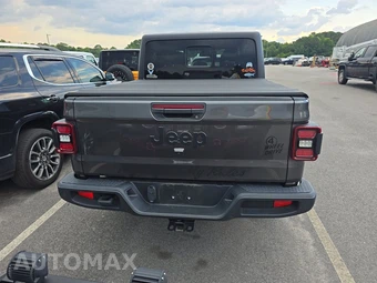 2024 Jeep Gladiator Willys Crew Cab Medium Bed - miniatura 5