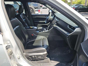 2024 Jeep Grand Cherokee 4xe - miniatura 18