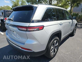 2024 Jeep Grand Cherokee 4xe - miniatura 3