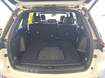2024 Jeep Grand Cherokee 4xe - miniatura 16