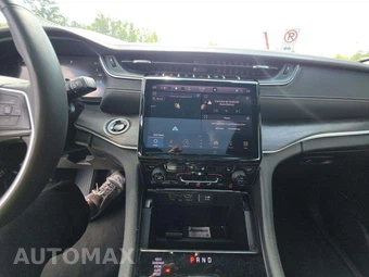 2024 Jeep Grand Cherokee 4xe - miniatura 7