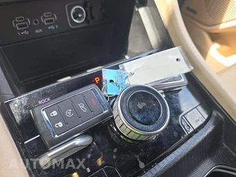 2024 Jeep Grand Cherokee 4xe - miniatura 8
