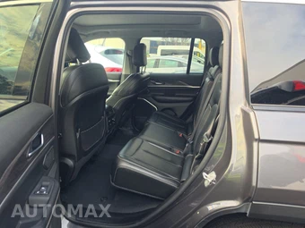 2024 Jeep Grand Cherokee 4xe - miniatura 13