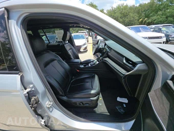2024 Jeep Grand Cherokee 4xe - miniatura 15