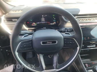 2024 Jeep Grand Cherokee 4xe - miniatura 10