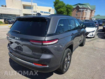 2024 Jeep Grand Cherokee 4xe - miniatura 3