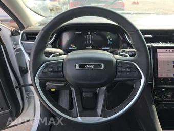 2024 Jeep Grand Cherokee 4xe - miniatura 10