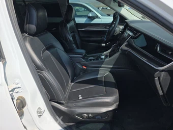 2024 Jeep Grand Cherokee 4xe - miniatura 8