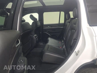 2024 Jeep Grand Cherokee 4xe - miniatura 13