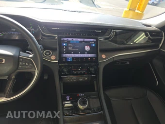 2024 Jeep Grand Cherokee 4xe - miniatura 11