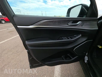 2024 Jeep Grand Cherokee 4xe - miniatura 9