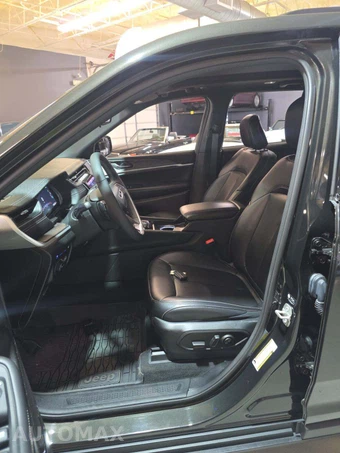 2024 Jeep Grand Cherokee 4xe - miniatura 3