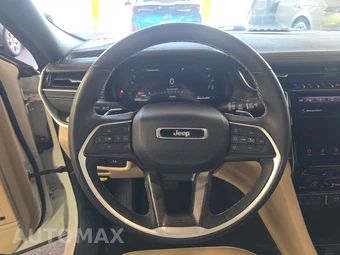 2024 Jeep Grand Cherokee 4xe - miniatura 10