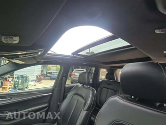 2024 Jeep Grand Cherokee 4xe - miniatura 11
