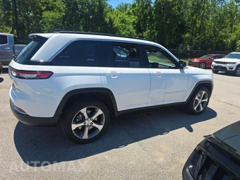 2024 Jeep Grand Cherokee 4xe - miniatura 4