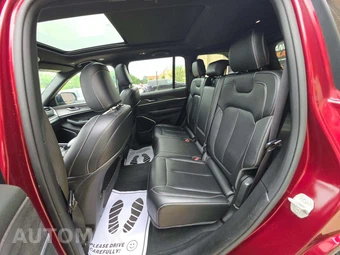 2024 Jeep Grand Cherokee 4xe - miniatura 13
