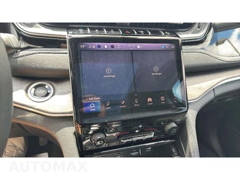 2024 Jeep Grand Cherokee 4xe - miniatura 16