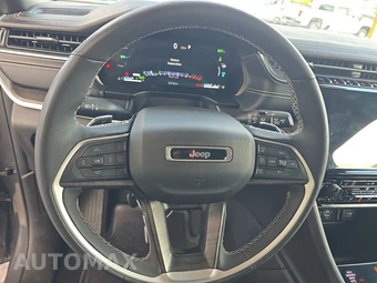 2024 Jeep Grand Cherokee 4xe - miniatura 10