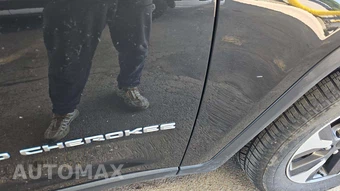 2024 Jeep Grand Cherokee 4xe - miniatura 23