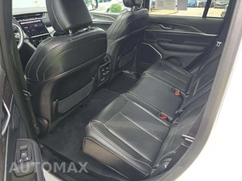2024 Jeep Grand Cherokee 4xe - miniatura 13