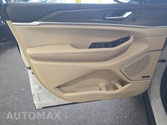 2024 Jeep Grand Cherokee 4xe - miniatura 9