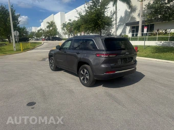 2024 Jeep Grand Cherokee 4xe - miniatura 17