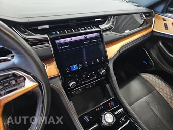 2024 Jeep Grand Cherokee 4xe Summit Reserve - miniatura 11