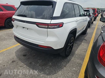 2024 Jeep Grand Cherokee Altitude - miniatura 4