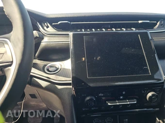 2024 Jeep Grand Cherokee Altitude - miniatura 11