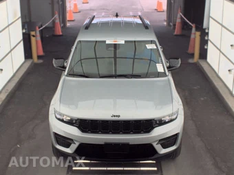 2024 Jeep Grand Cherokee Altitude - miniatura 2