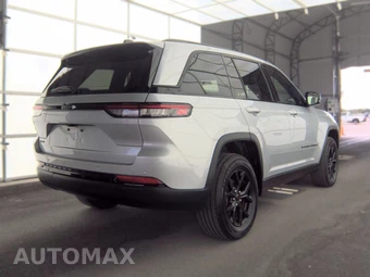 2024 Jeep Grand Cherokee Altitude - miniatura 4