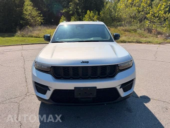 2024 Jeep Grand Cherokee Altitude - miniatura 2