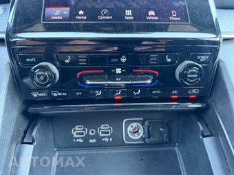 2024 Jeep Grand Cherokee Altitude - miniatura 20