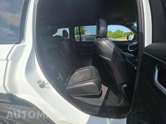 2024 Jeep Grand Cherokee Altitude - miniatura 16