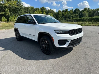 2024 Jeep Grand Cherokee Altitude - miniatura 3