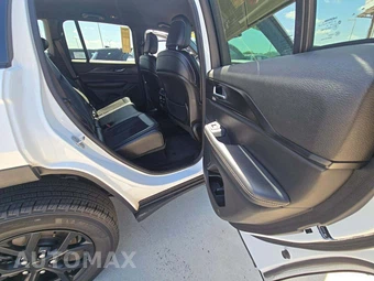 2024 Jeep Grand Cherokee Altitude - miniatura 16
