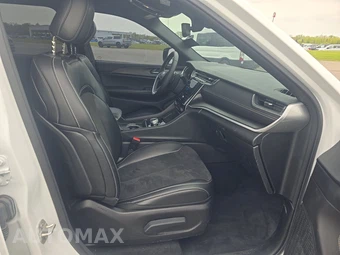 2024 Jeep Grand Cherokee Altitude - miniatura 8
