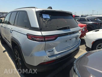 2024 Jeep Grand Cherokee Altitude - miniatura 5