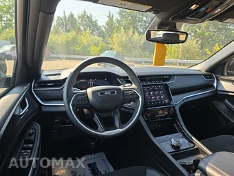 2024 Jeep Grand Cherokee Altitude X - miniatura 14